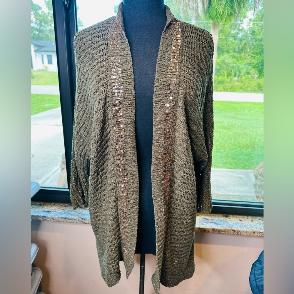 Chicos Women's Open Olive Long Cardigan Sweater with sequin trim Size 2/ Large